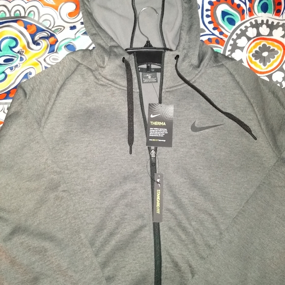 Nike XL FRONT ZIP jacket - Picture 2 of 9